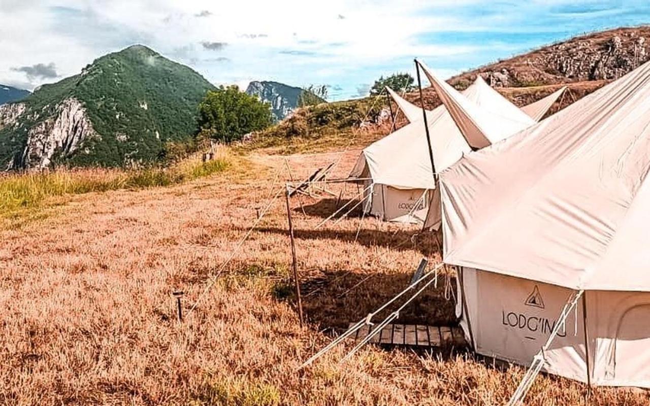 Hotel Lodg'Ing Secret Camp Ariege Lordat Exteriér fotografie