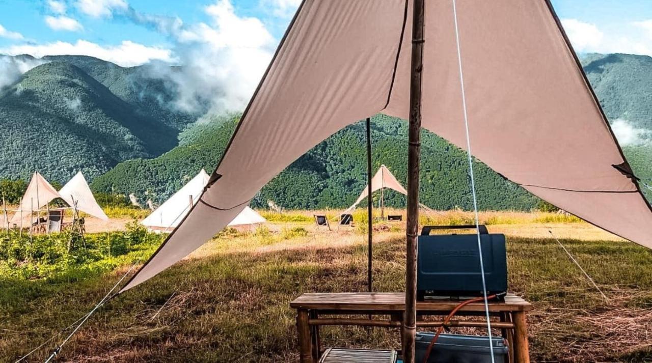 Hotel Lodg'Ing Secret Camp Ariege Lordat Exteriér fotografie