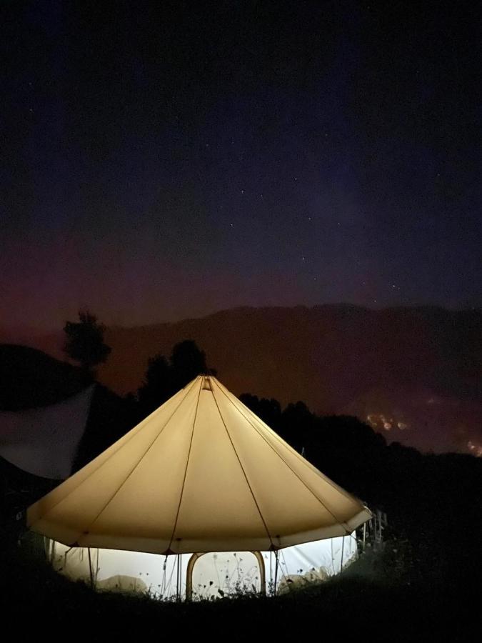 Hotel Lodg'Ing Secret Camp Ariege Lordat Exteriér fotografie